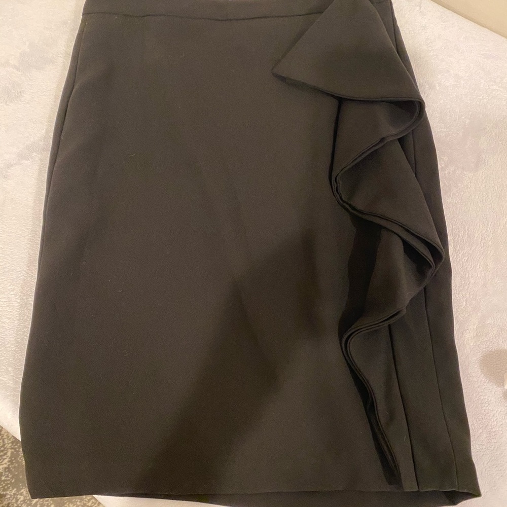 Zara black pencil skirt with ruffle